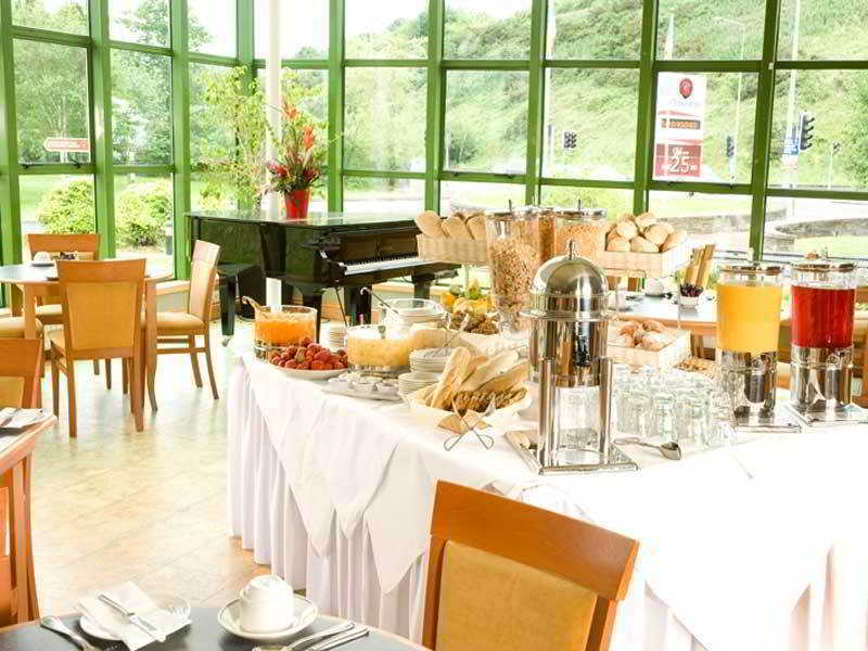 Great National Commons Inn Hotel Корк Екстериор снимка