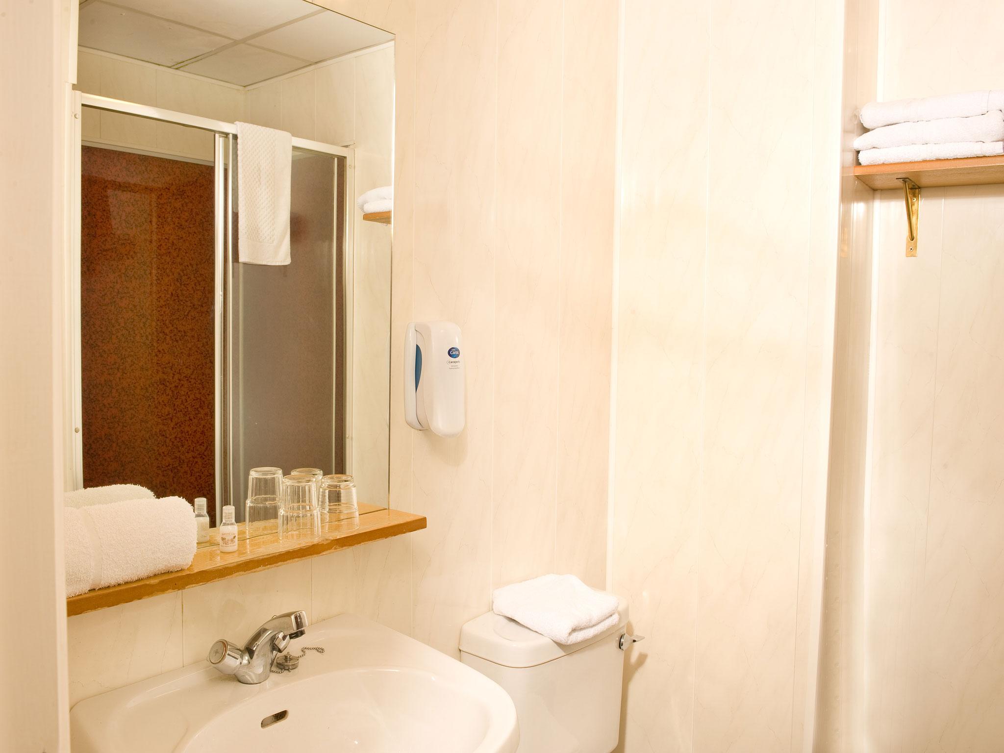 Great National Commons Inn Hotel Корк Екстериор снимка