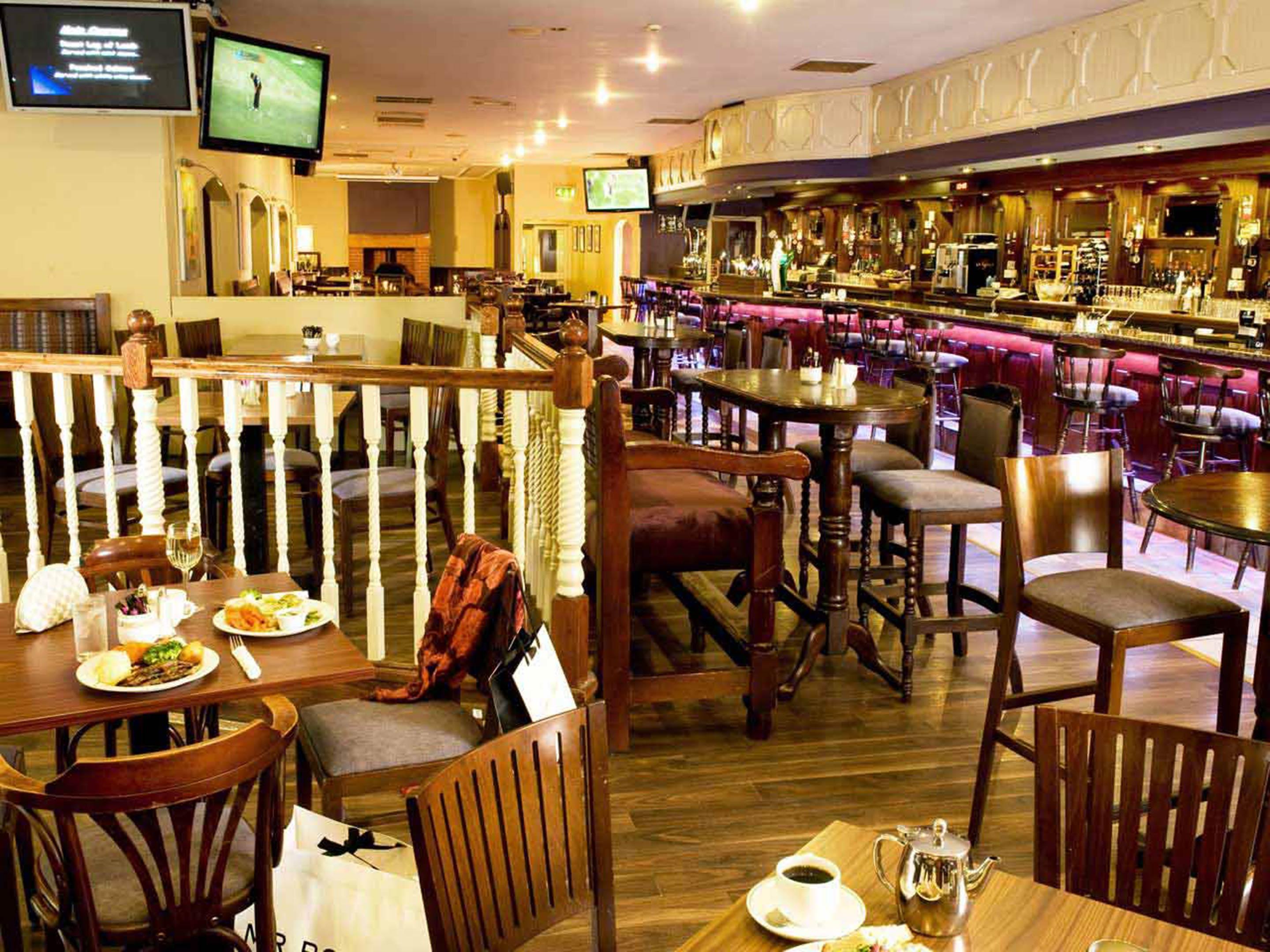 Great National Commons Inn Hotel Корк Екстериор снимка