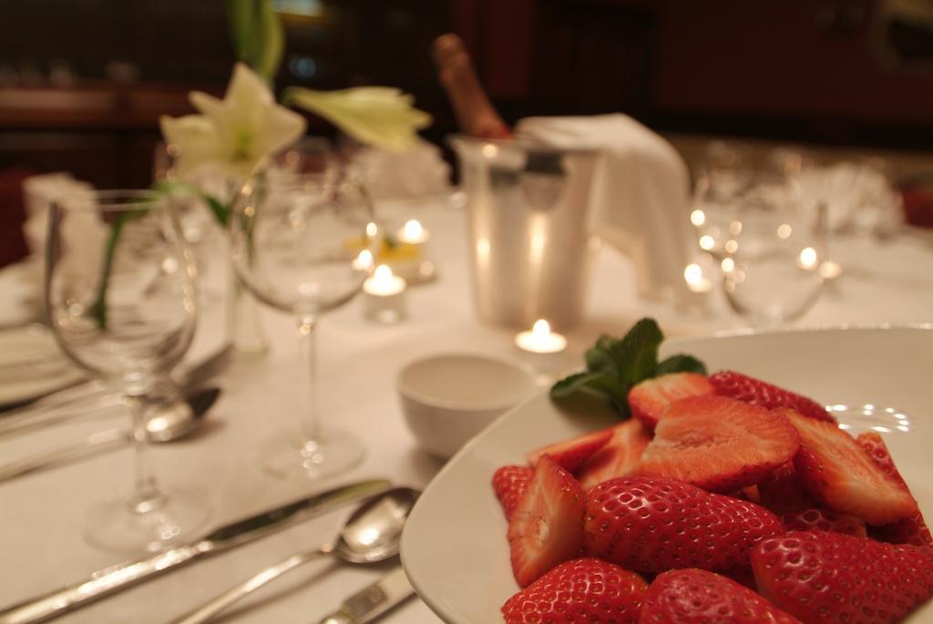 Great National Commons Inn Hotel Корк Екстериор снимка